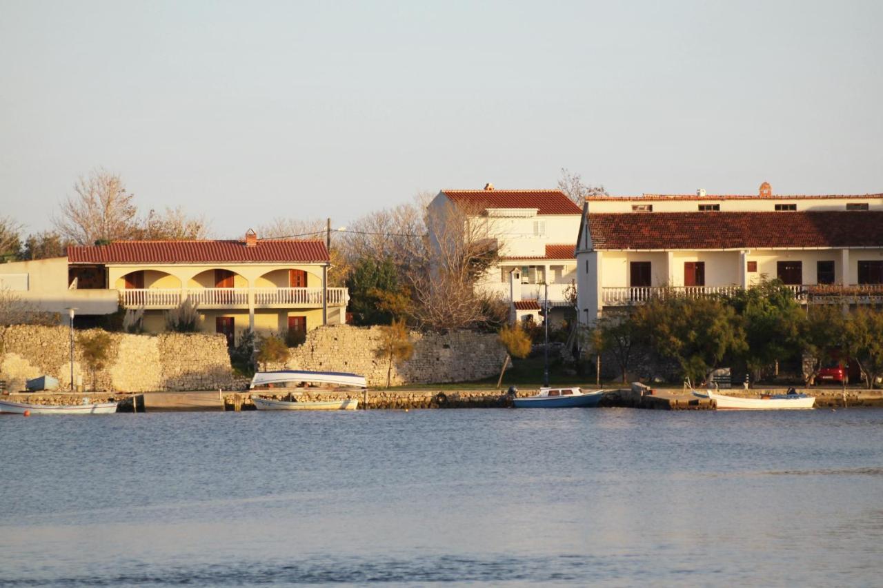 5805b Apartment *